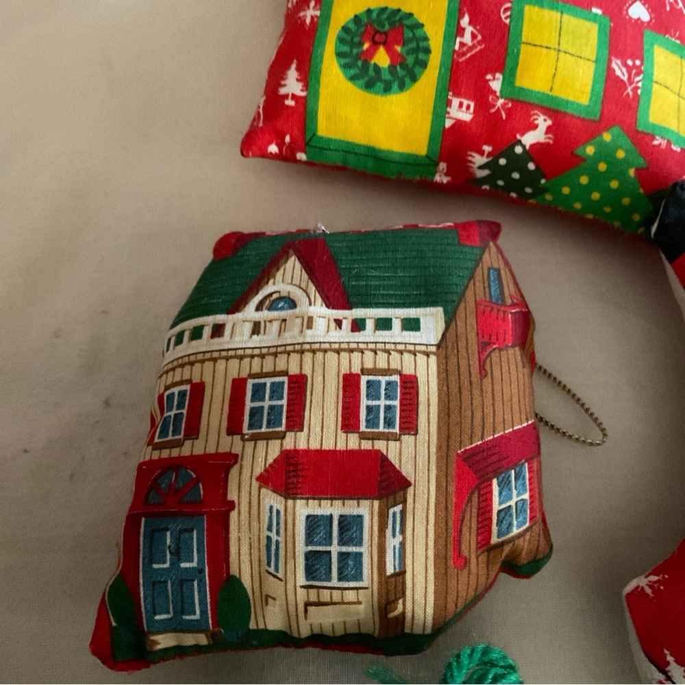 vintage stuffed handmade sewn christmas ornaments set of 6 - Picture 6 of 12
